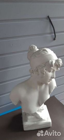 Декор бюст 42см бетон