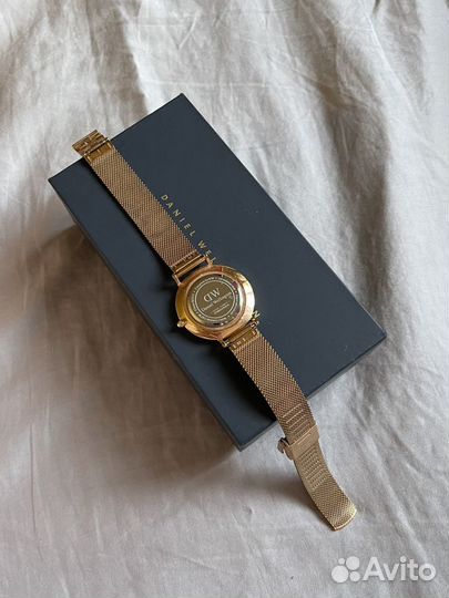 Часы daniel wellington женские