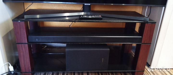 Продаётся саундбар Samsung