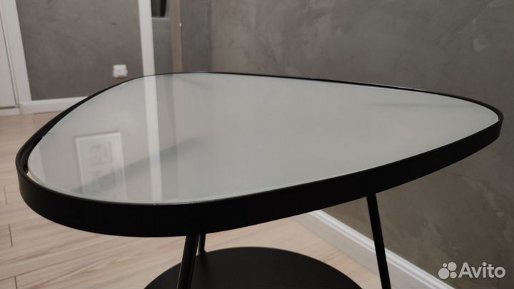 Журнальный столик IKEA Ulsberg