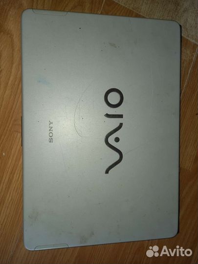 Ноутбук Sony Vaio pcg-79dp