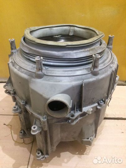 Бак Electrolux №10 110007671 150318269 00163