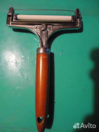 Нож для нарезки сыра Италия