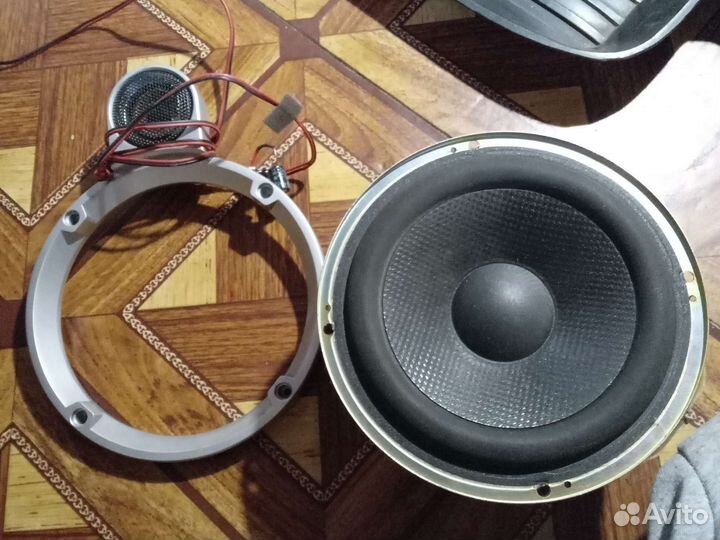 Автомобильная колонка 16