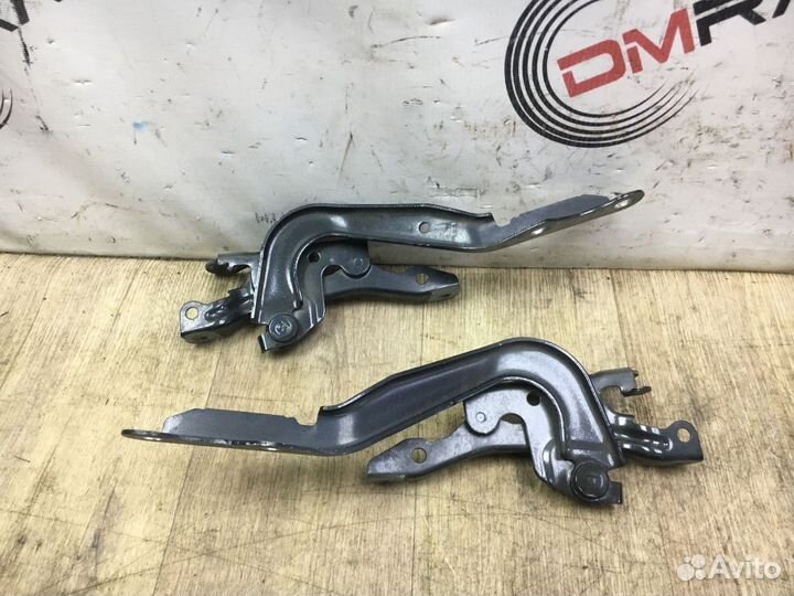 Петли капота Toyota Corolla Rumion I (2007—2016)