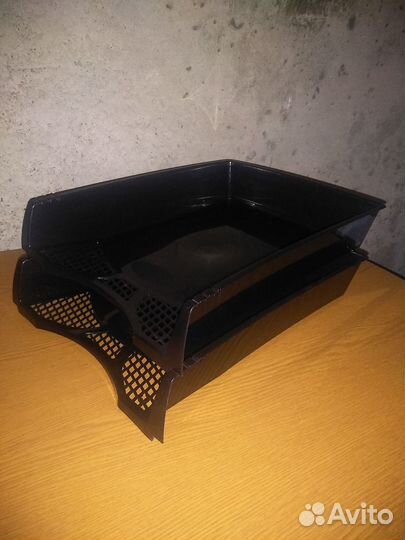 Лоток для бумаг горизонтальный