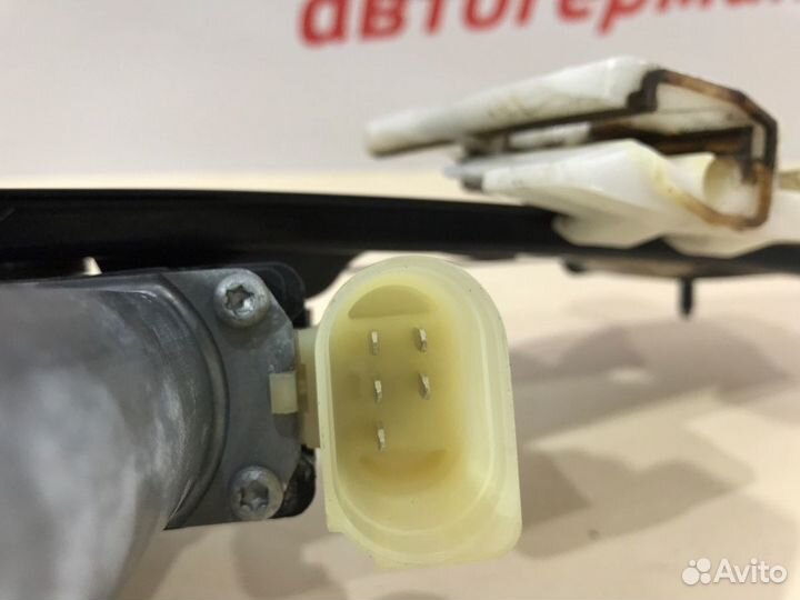 Стеклоподъемник задний правый Bmw 116 F20 N13B16