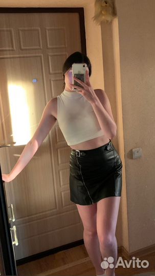 Кожаная мини-юбка