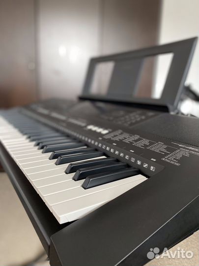 Синтезатор Yamaha PSR-E463
