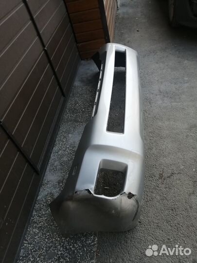 Бампер передний Toyota Land Cruiser 200 2012-2015