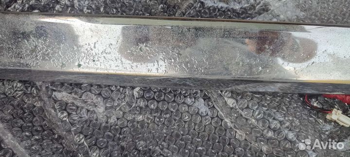 Накладка багажника внешняя хромированная