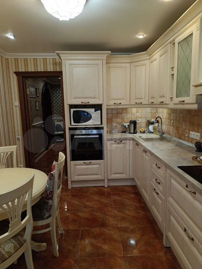 3-к. квартира, 91,5 м², 4/10 эт.