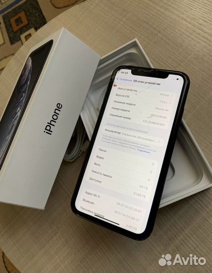 iPhone Xr, 64 ГБ