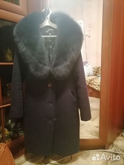 Пальто женское 42 44 с натуральным мехом