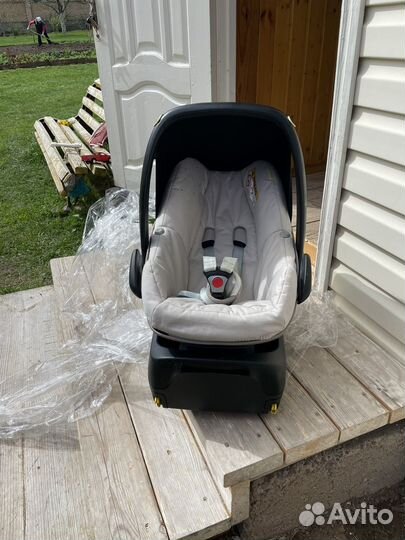 Автолюлька maxi cosi с базой isofix
