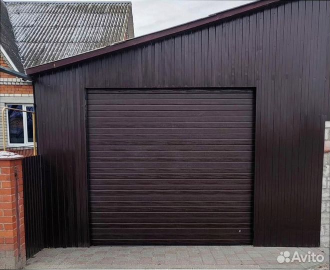 Секционные ворота в частный дом