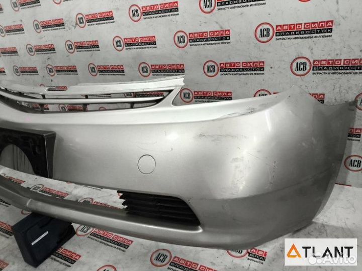 Бампер передний toyota prius