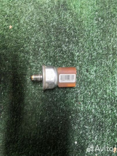 Датчик давления топлива VW Jetta 2005-2011