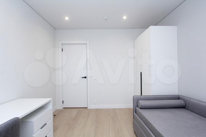 4-к. квартира, 83 м², 4/9 эт.