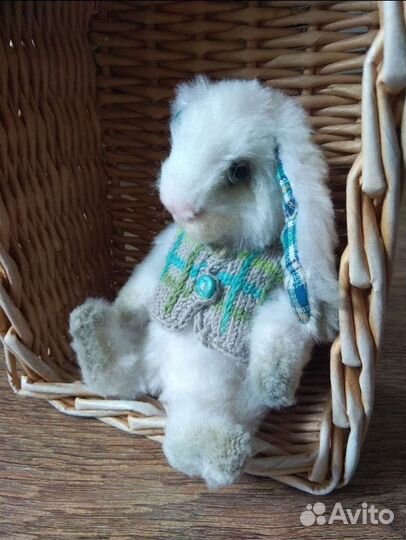 Кролик ручной работы