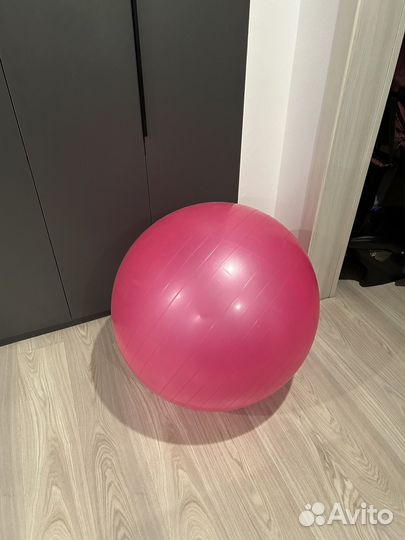 Гимнастический мяч фитбол