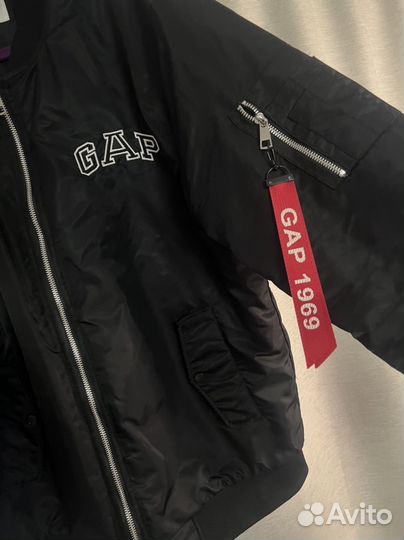 Куртка Бомбер Gap
