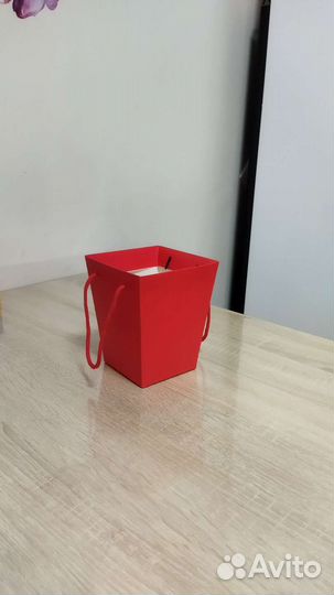 Коробка подарочная