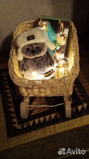 Корзина плетеная из бумажной лозы