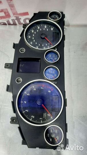 Панель приборов VW Touareg 1