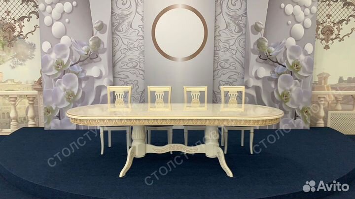 Столы и стулья