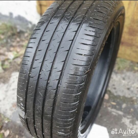 Goodyear EfficientGrip Performance 225/55 R19