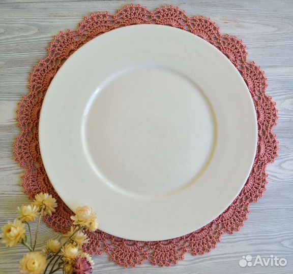 Салфетка сервировочная вязаная