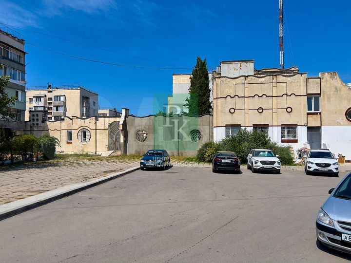 Помещение 357,3 м2 на Острякова