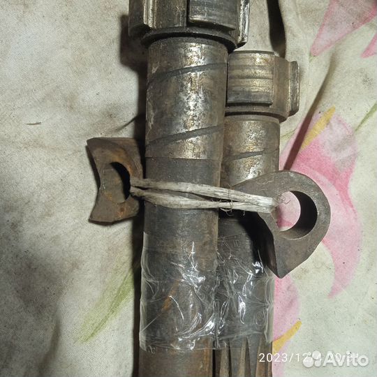 Ось переднего моста т30 с собачкой