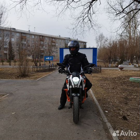 KTM 390 duke