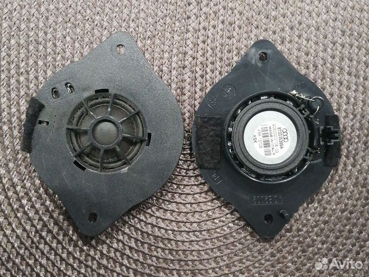 Динамики в торпедо Ауди А4 В8