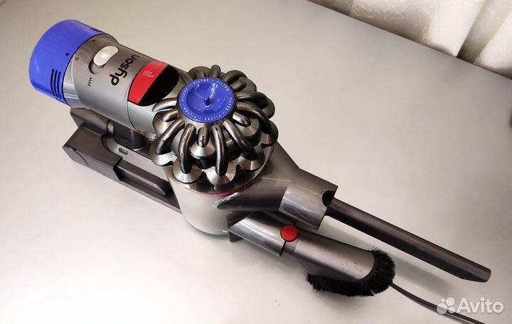 Пылесос Dyson V8 - Аккумулятор - 30 мин