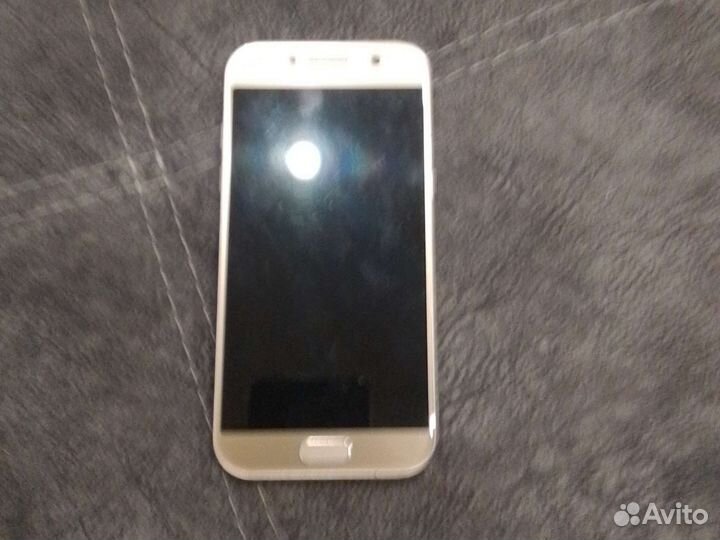 Телефон Samsung galaxy a50 бу