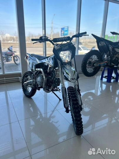 Питбайк Regulmoto five 125 EM механическая кпп