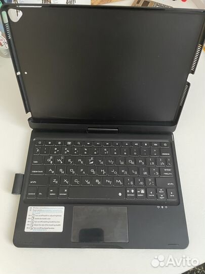 Чехол с клавиатурой iPad