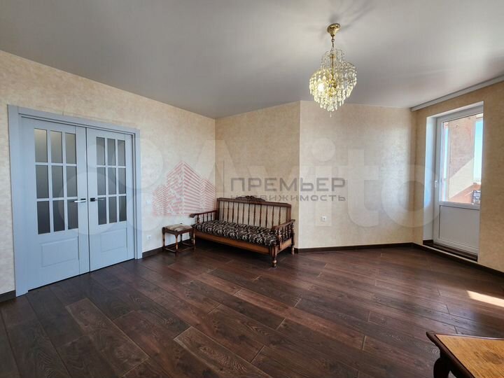 3-к. квартира, 120 м², 15/17 эт.