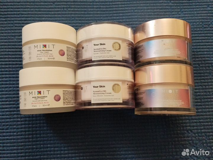 Крем для лица, скраб и крем для тела