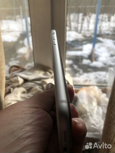iPhone SE (2020), 128 ГБ