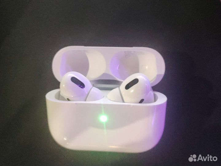 Беспроводные наушники airpods pro