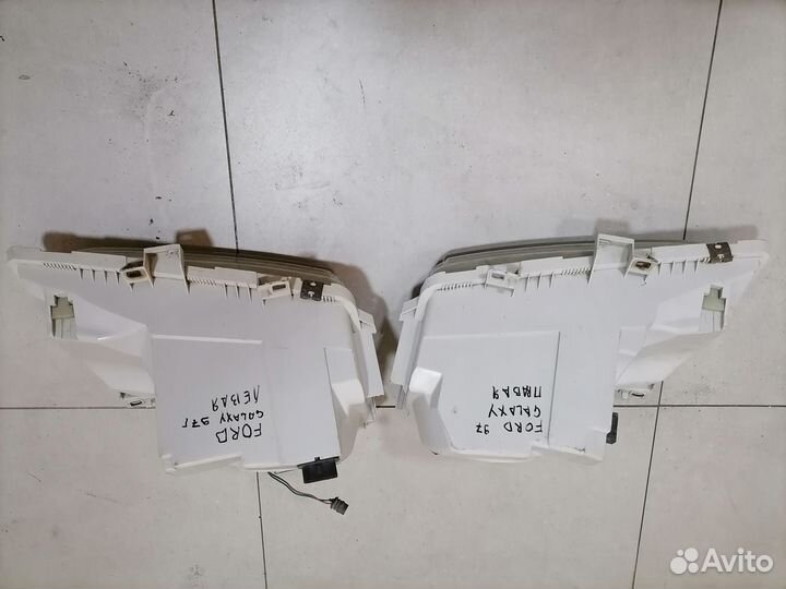 Передняя фара Ford Galaxy 1995-2006