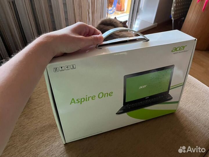 Ноутбук Acer Aspire One AO725-C6Skk