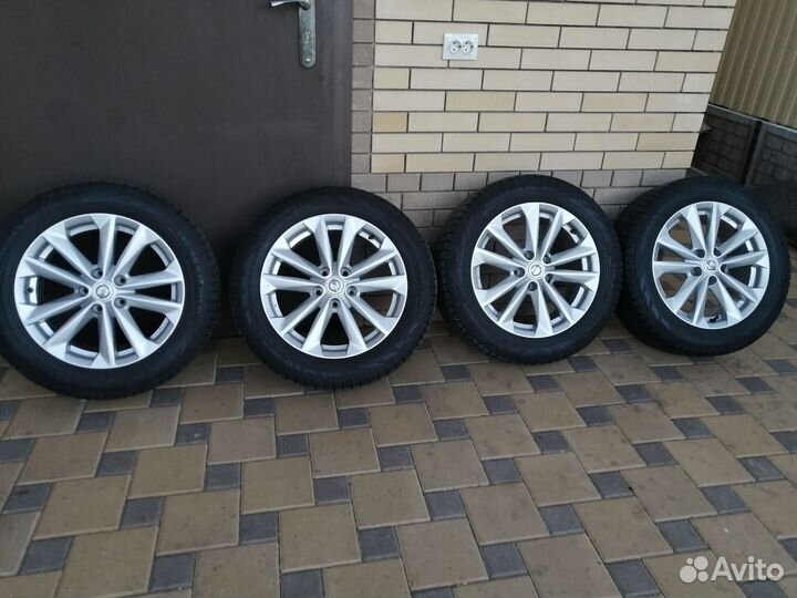 Nissan qashqai С Датчиками давления