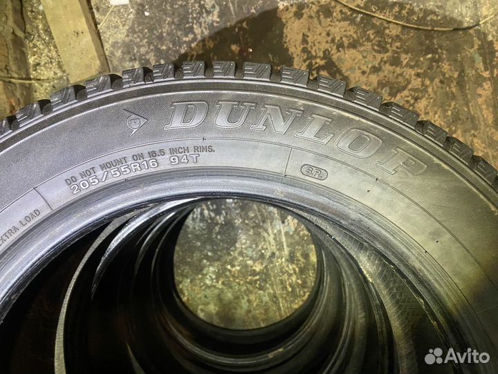 Dunlop SP Winter Ice 01 205/55 R16