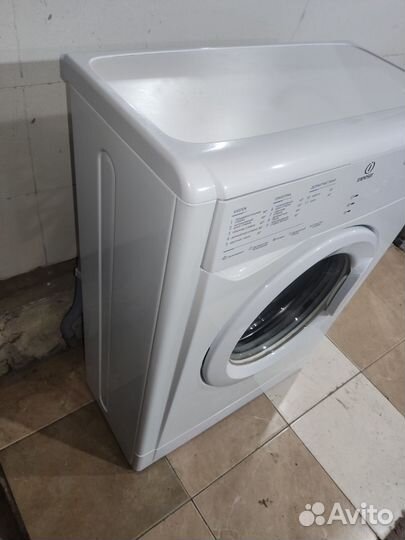 Стиральная машина indesit