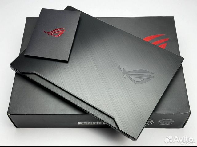 Asus ROG Zephyrus MI i7